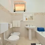 Tropicana - Lido San Giovanni Apartment *