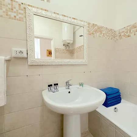 Tropicana - Lido San Giovanni *